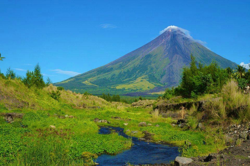 mayon-volcano.jpg