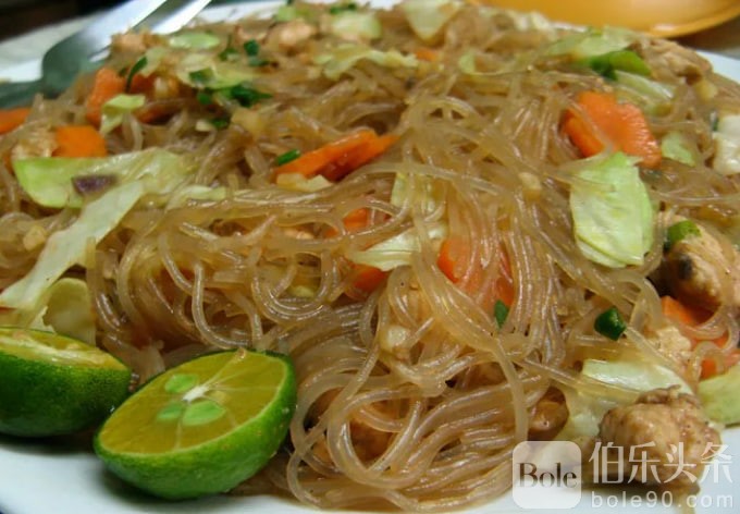 Pancit Guisado.jpg