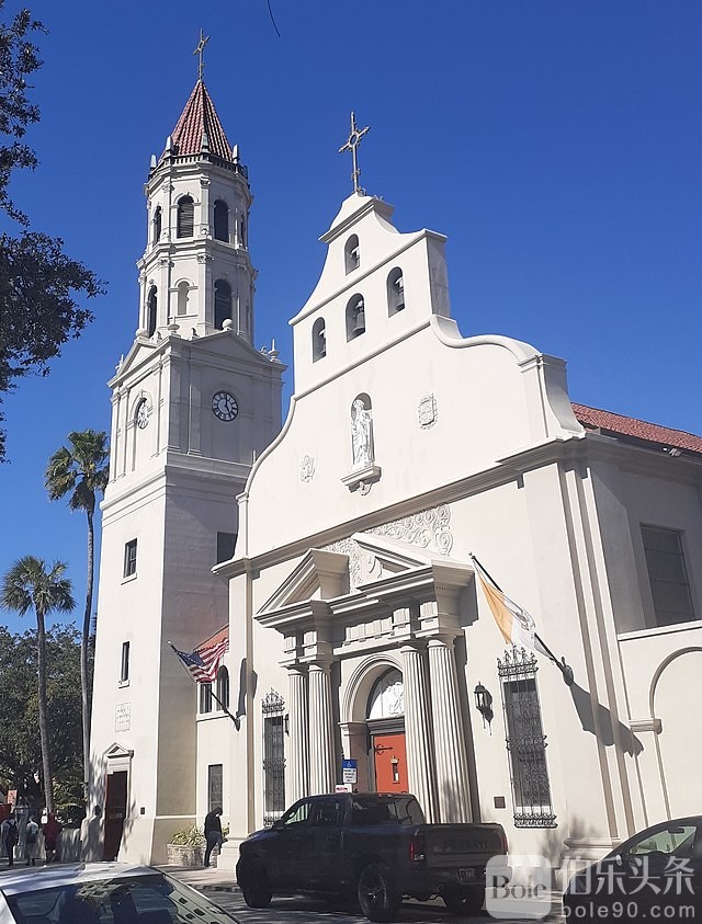 640px-Facade_of_Cathedral_of_St._Augustine.jpg