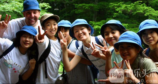 tokyo-japan-summer-studies-children-abroad-main-1449042033232-crop-1449042044504.jpg