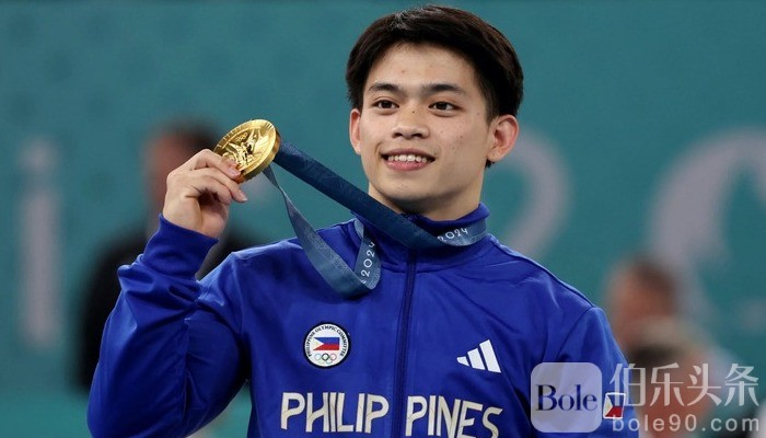 Carlos-Yulo-Earns-Second-Gold-Medal-at-Paris-Olympics-2024.jpg