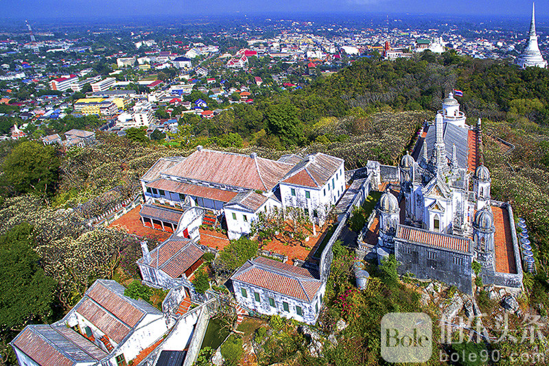 Phra-Nakhon-Khiri.jpg