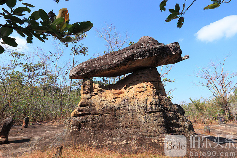 Phu-Phra-Bat.jpg