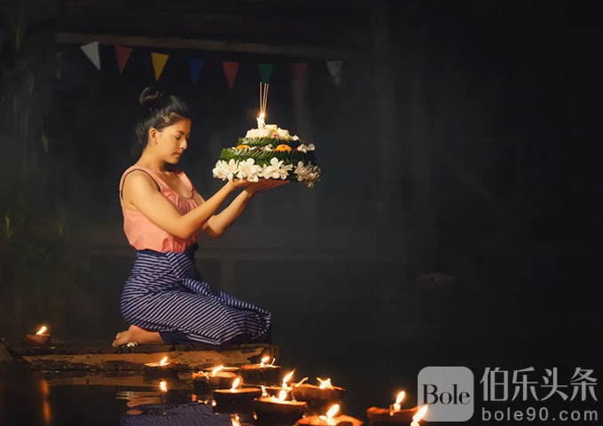 Loi-Krathong.jpg