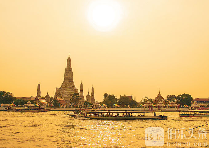 Wat-Arun(1).jpg