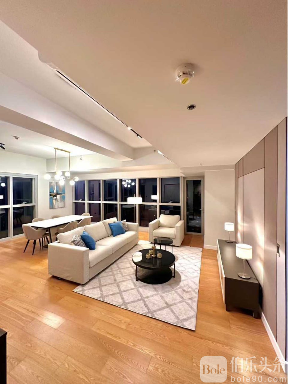 photo_2025-10-30 20.01.21.jpeg