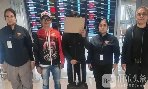 连吃带拿！男子买春不付钱 反打变性女后抢1万泰铢