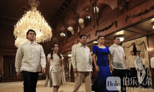 菲律宾风暴前夜！杜特尔特家族被指策动颠覆，军方已介入