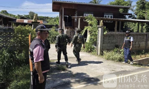 不明炮弹落入泰国村庄引发大乱，4户民居被炸毁！