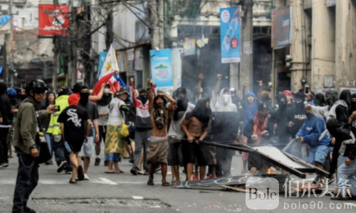 11.30万亿比索大游行封路、冲突升级，华人保命指南！