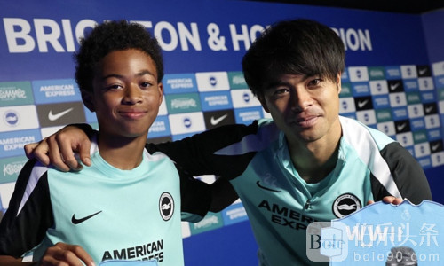 日本国脚与战犯合影，俱乐部向中国道歉，小菲抢着加戏？