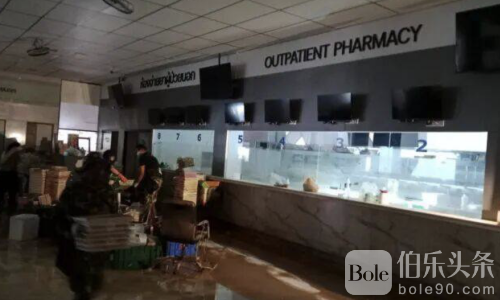 泰国洪灾惨烈140死！合艾医院损失10亿急需全面重建