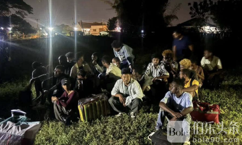 泰缅边境再现偷渡潮！美索突击逮捕22名涉骗外籍人员