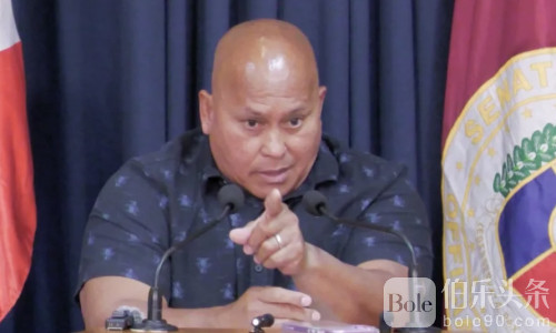 老杜噩梦要重演？逮捕令未公开，德拉罗萨急求保护！