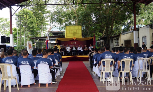 马尼拉监狱囚室变画室？57名囚犯完成UPUO设计课！