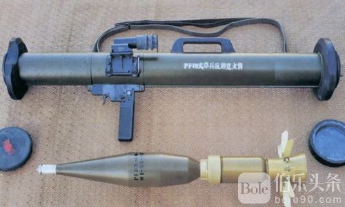 泰柬战场新奇景象：泰军坦克像变身家具，RPG打不穿！