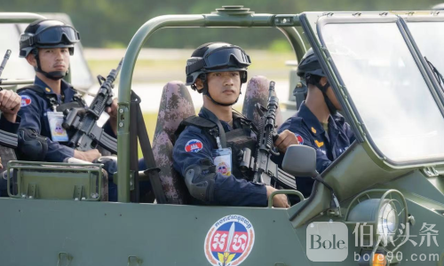 柬埔寨波贝街头气氛骤变 宪兵出动抓间谍！