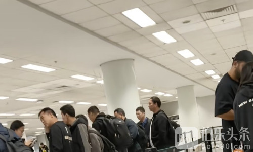 看到中国人就下手！马尼拉机场中国人被集体拦截索贿