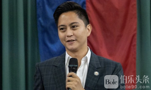 小马儿子力挺父亲：真正清理菲律宾腐败的人，是我父亲！