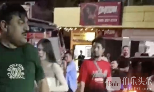 芭提雅暴打现场！印度男子嫖娼赖账被多名女子围殴