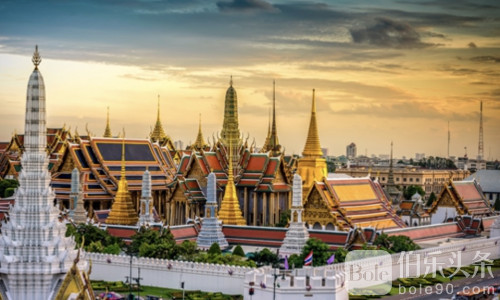 在东南亚，那些善良却被“收割”的中国人