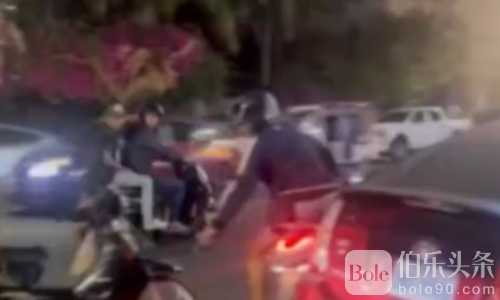 西港街头惊魂！外国男子持刀追砍本地摩托车主