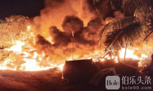 泰国旧货行仓库火海来袭！多辆汽车摩托车遭焚毁