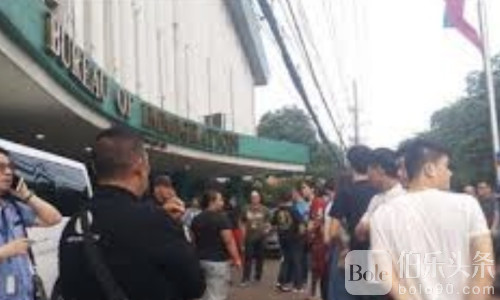 菲移民局关押中国人超400人，被爆勒索17万“保护费”