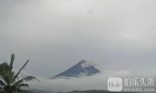 菲律宾马荣火山警戒三级！持续释放强烈地震能量