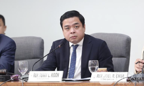 菲众议院要员表态：未列预算资金不足以弹劾总统