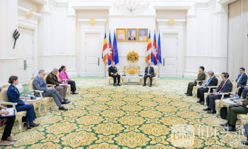 柬美防务关系再升级！首相会谈印太司令部海军司令