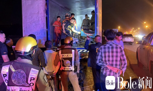 泰国毒枭翻车！四百万粒疯药在红绿灯前被缴获