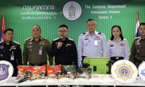 咖啡袋里藏毒！素万那普机场截获跨国运毒案