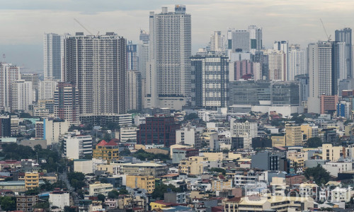 GDP增长放缓、失业飙升，菲律宾经济亮起红灯！