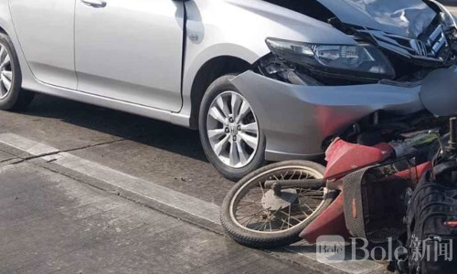 泰国72岁老翁骑摩托返乡投票，途中惨遭轿车撞击身亡