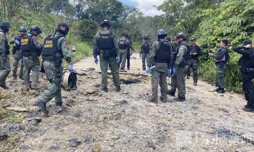 惊险！炸弹埋路陷阱失效，泰国特遣部队侥幸脱险