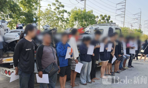 深夜非法飙车被抓现行！！泰国13名飙车族高速狂飙被警围堵