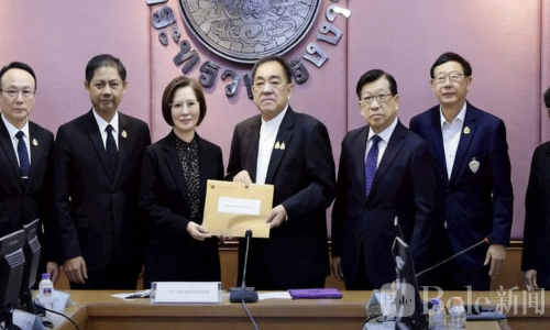 泰国暂不开放边境：柬劳工续留需严格登记管理