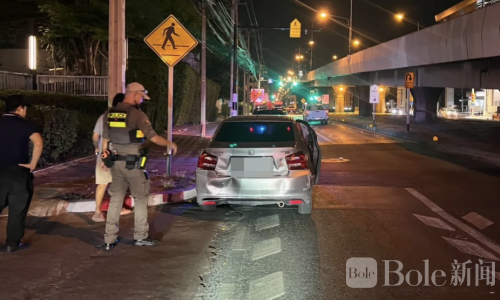 泰国男子借车变恐怖经历！车子被毁内部惊现血迹军官证