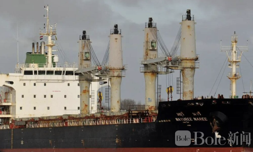 泰国货船中东海域遇险！20人惊险逃生3人失踪