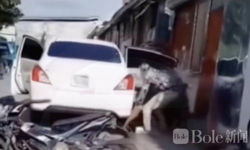 薄荷岛一男子当街被绑架 政府悬赏5万比索征线索！