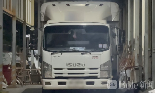 6轮货车疯狂冲卡酿命案！泰国25岁警员当场殉职