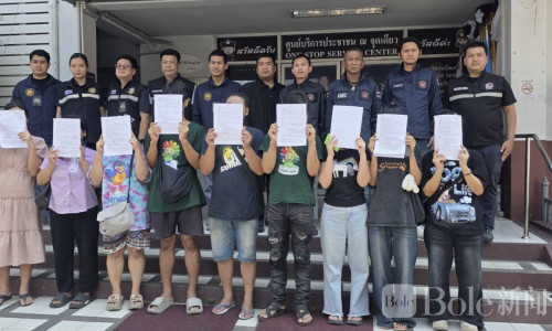 曼谷花市突击！9名外国劳工违规经营被查