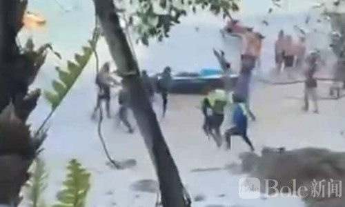 普吉海滩爆群殴事件，近20人围打1人震惊游客