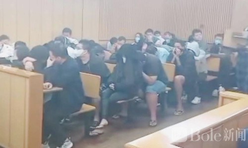 非洲拘留所风波，200名中国人集体排泄抗议！