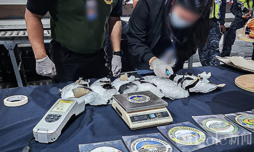 “太阳能电缆”里暗藏毒品！克拉克港截获价值3078万比索毒品