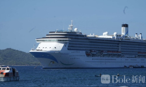 热闹非凡！1500名中国游客同日入境菲律宾