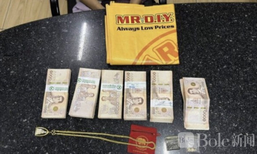 泰国男子如厕遭隔墙伸手抢包，50万现金瞬间被盗惊魂