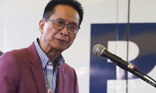 爆粗互撕！老杜盟友被参议员骂 “野狗 + 蠢货”