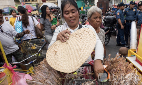油价涨疯了！菲律宾木炭价格也被带飞冲击民生